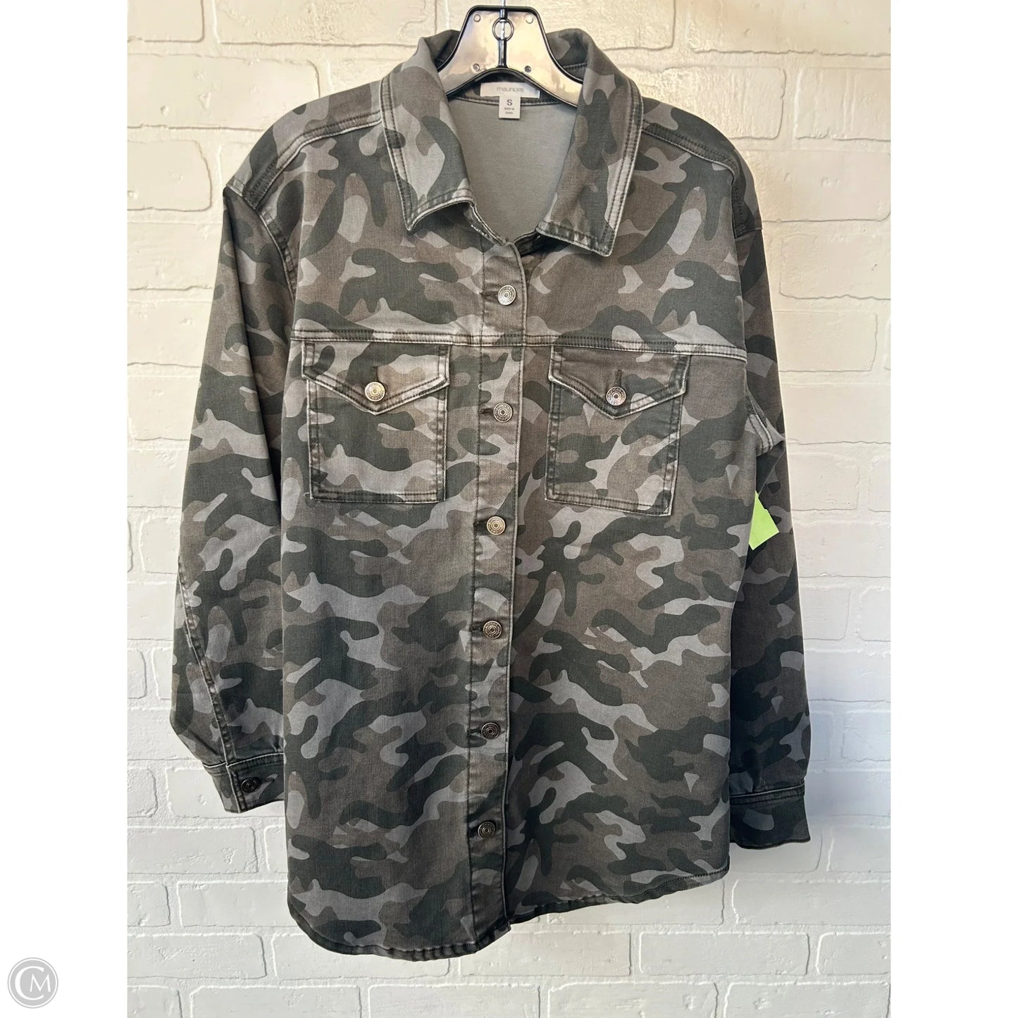 Jacket Shirt By Maurices In Camouflage Print, Size: S