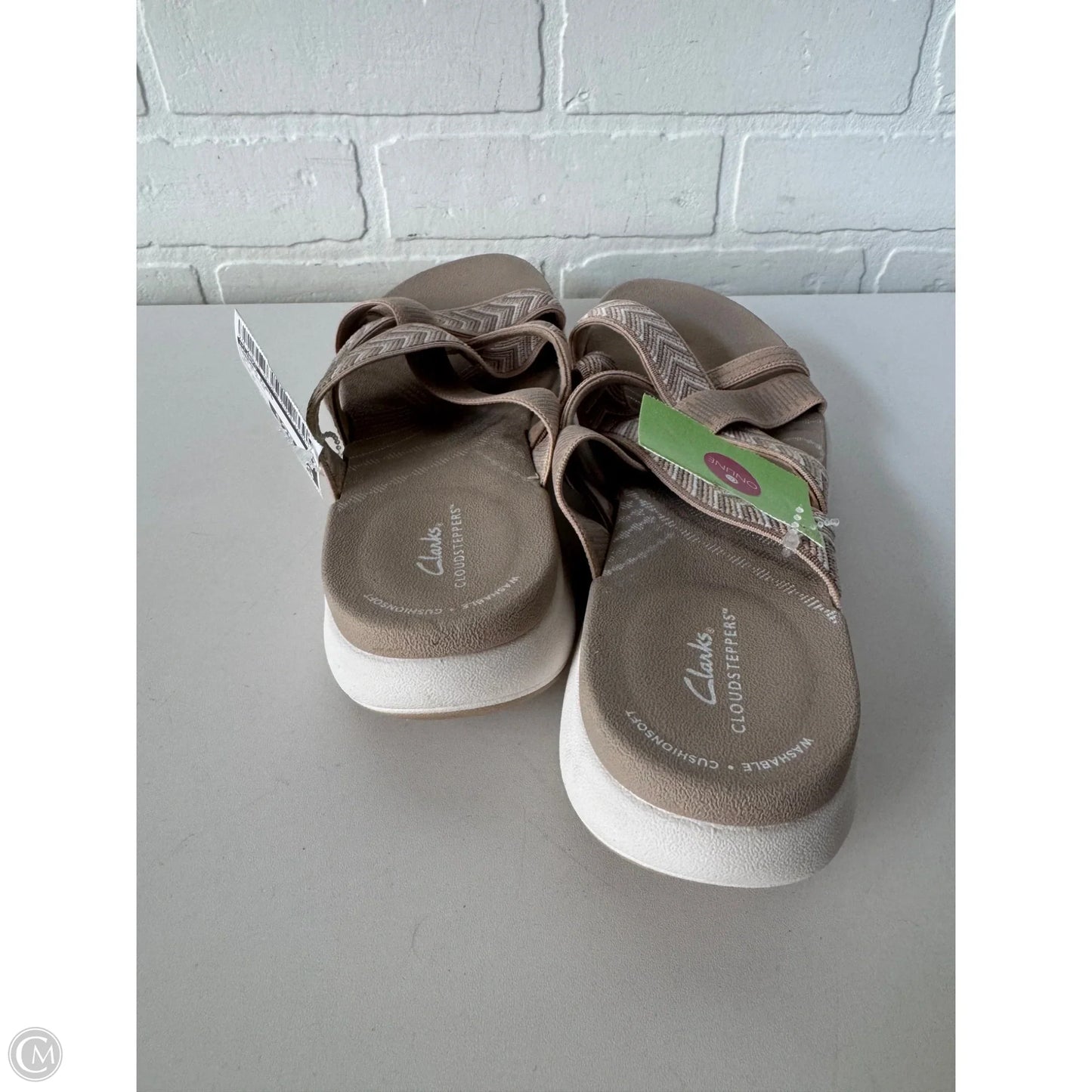 Sandals Flats By Clarks In Tan & White, Size: 8