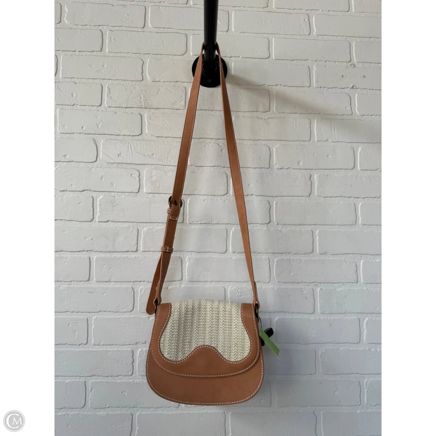 Crossbody By Universal Thread, Size: Medium
