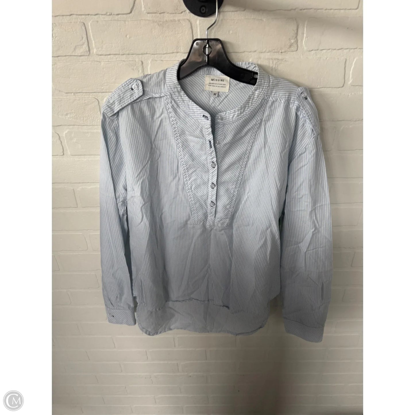 Top Long Sleeve By Clothes Mentor In Blue & White, Size: M
