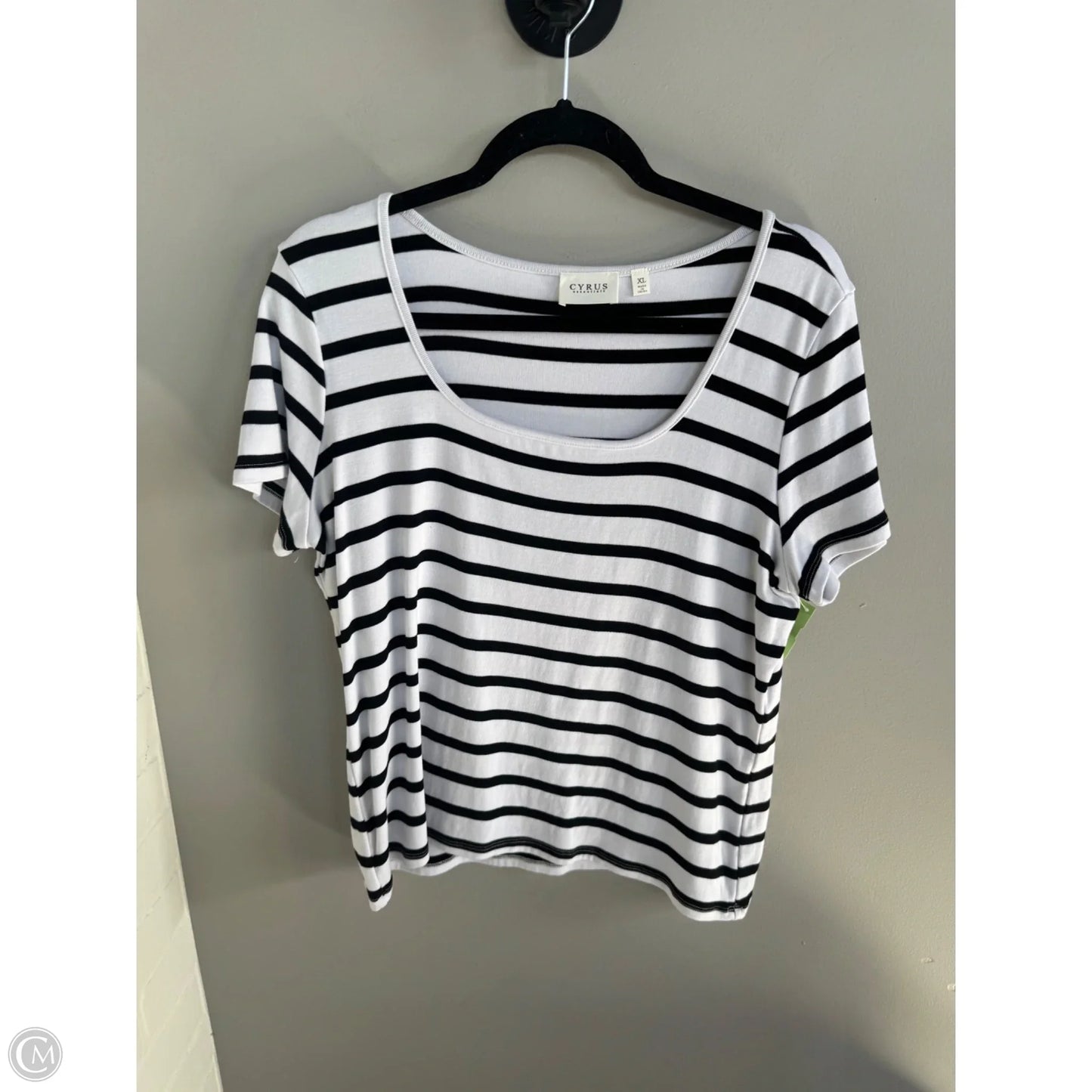 Top Short Sleeve Basic By Cyrus In Black & White, Size: Xl