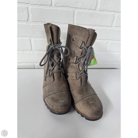 Boots Ankle Heels By Sorel In Grey, Size: 7.5