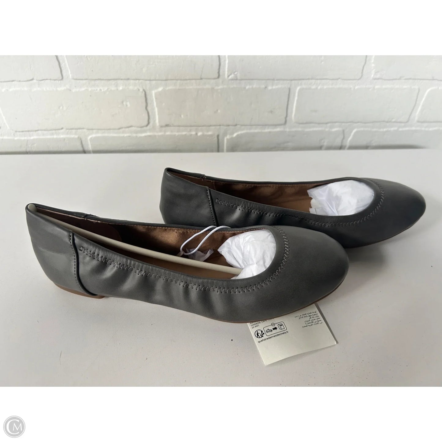 Shoes Flats By Amazon Essentials In Grey, Size: 10