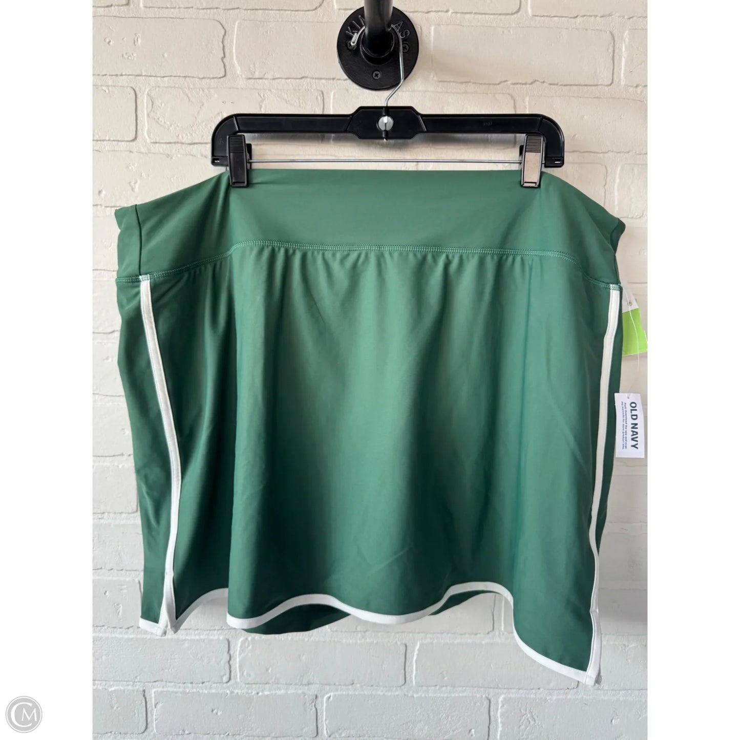 Athletic Skort By Old Navy In Green & White, Size: 22