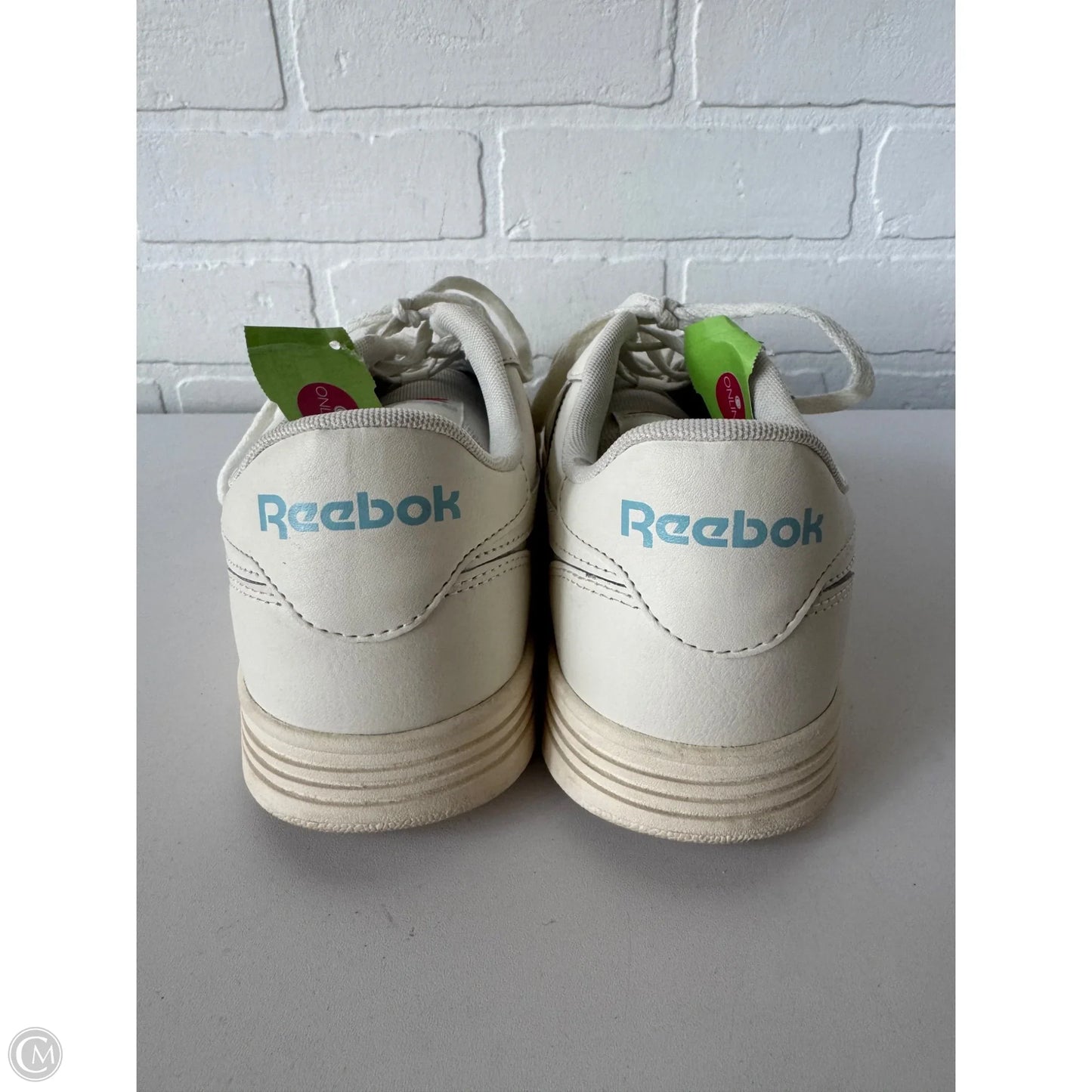 Shoes Sneakers By Reebok In White, Size: 9.5