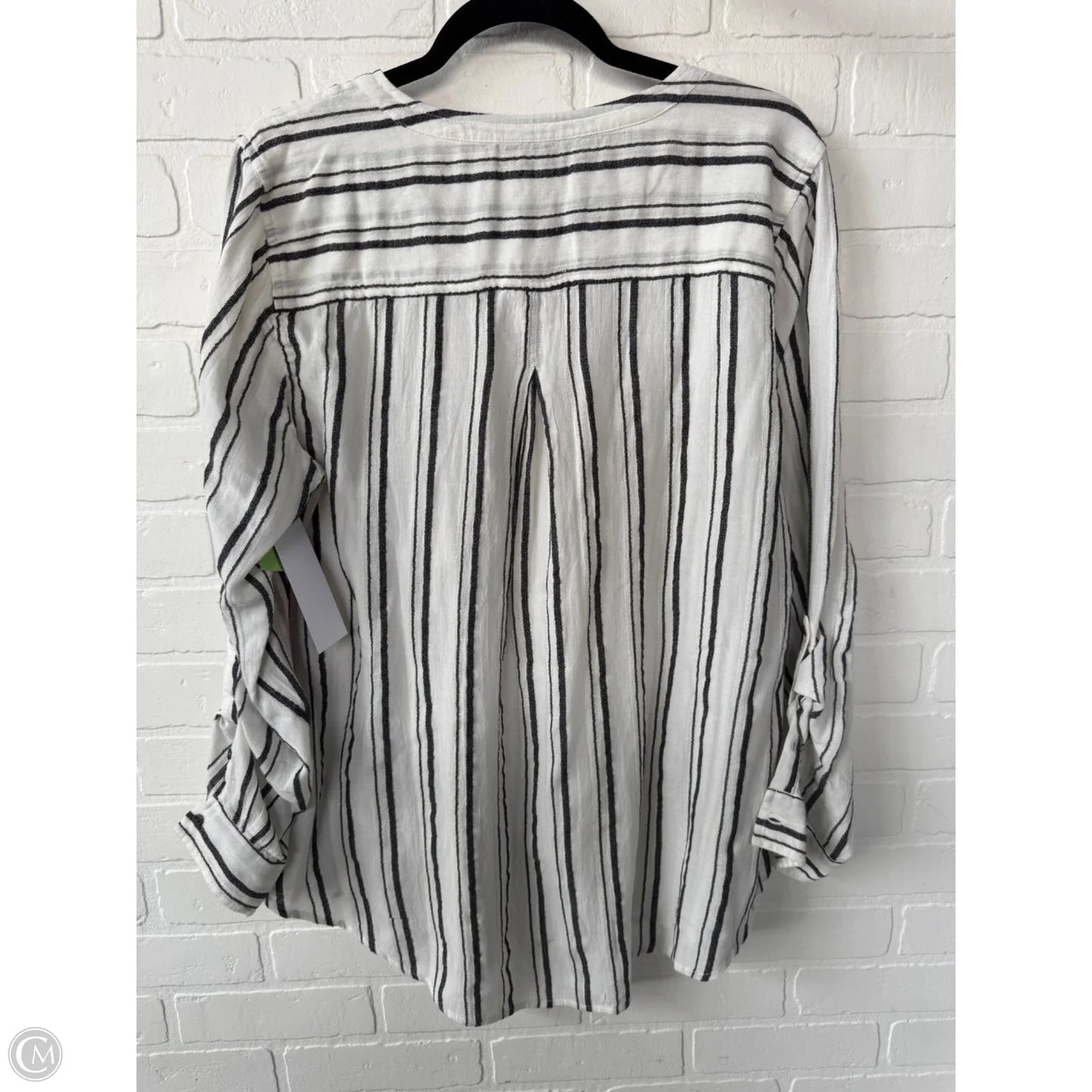 Top Long Sleeve By Lucky Brand In Grey & White, Size: 1x
