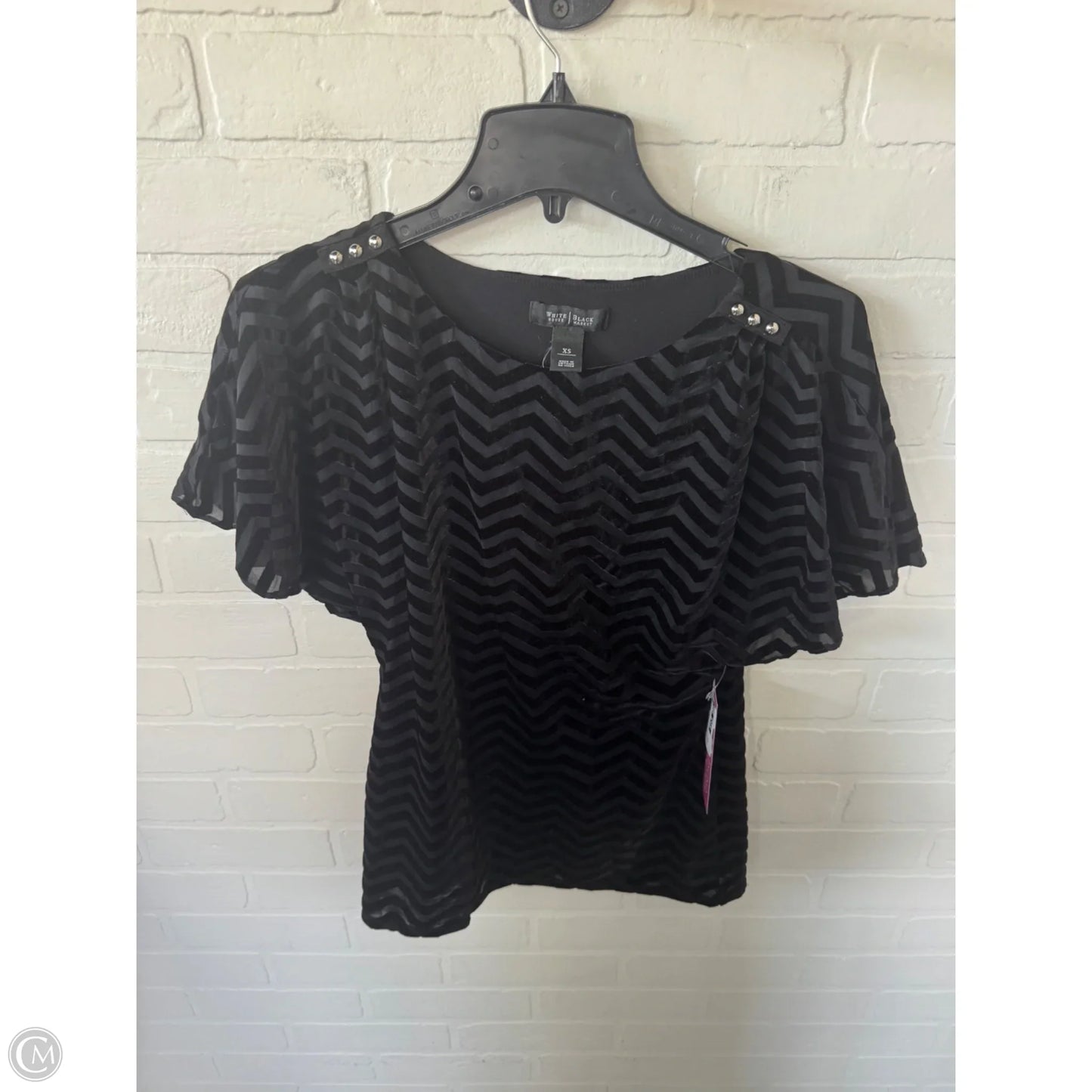 Top Short Sleeve By White House Black Market In Black, Size: Xs