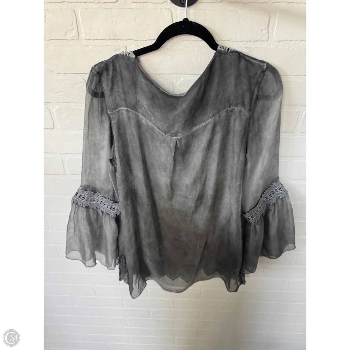 Top Long Sleeve By Coco And Carmen In Grey, Size: L