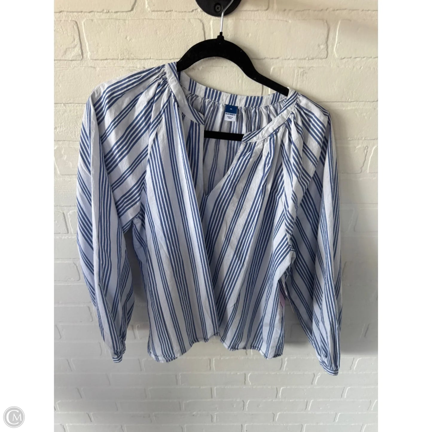 Top Long Sleeve By Old Navy In Blue & White, Size: M