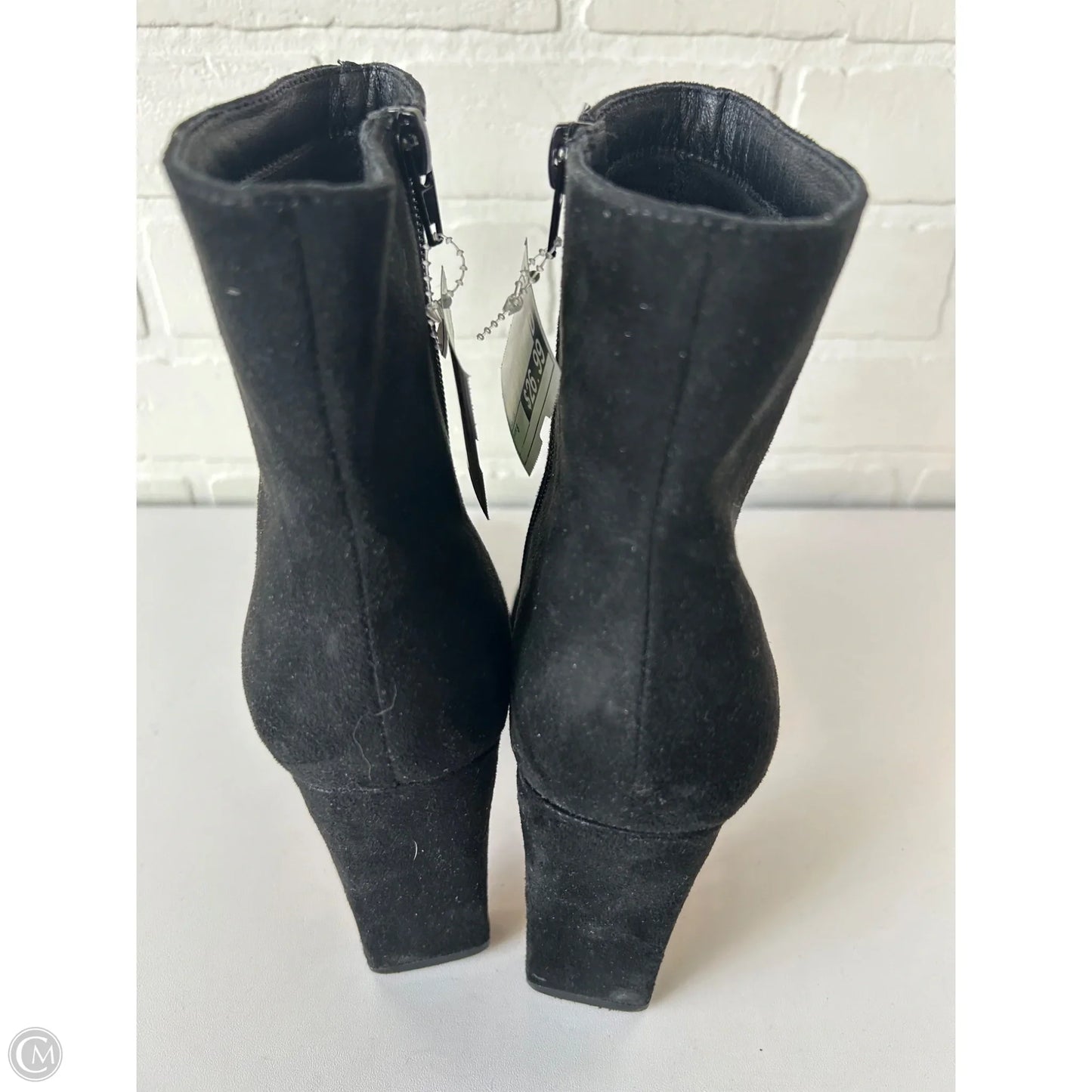Boots Ankle Heels By Chinese Laundry In Black, Size: 8