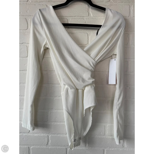 Bodysuit By Clothes Mentor In White, Size: M