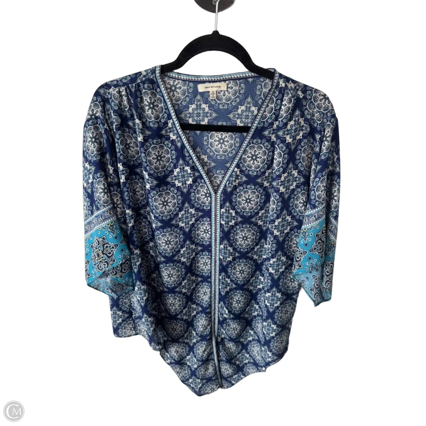 Top Short Sleeve By Max Studio In Blue & White, Size: 1x