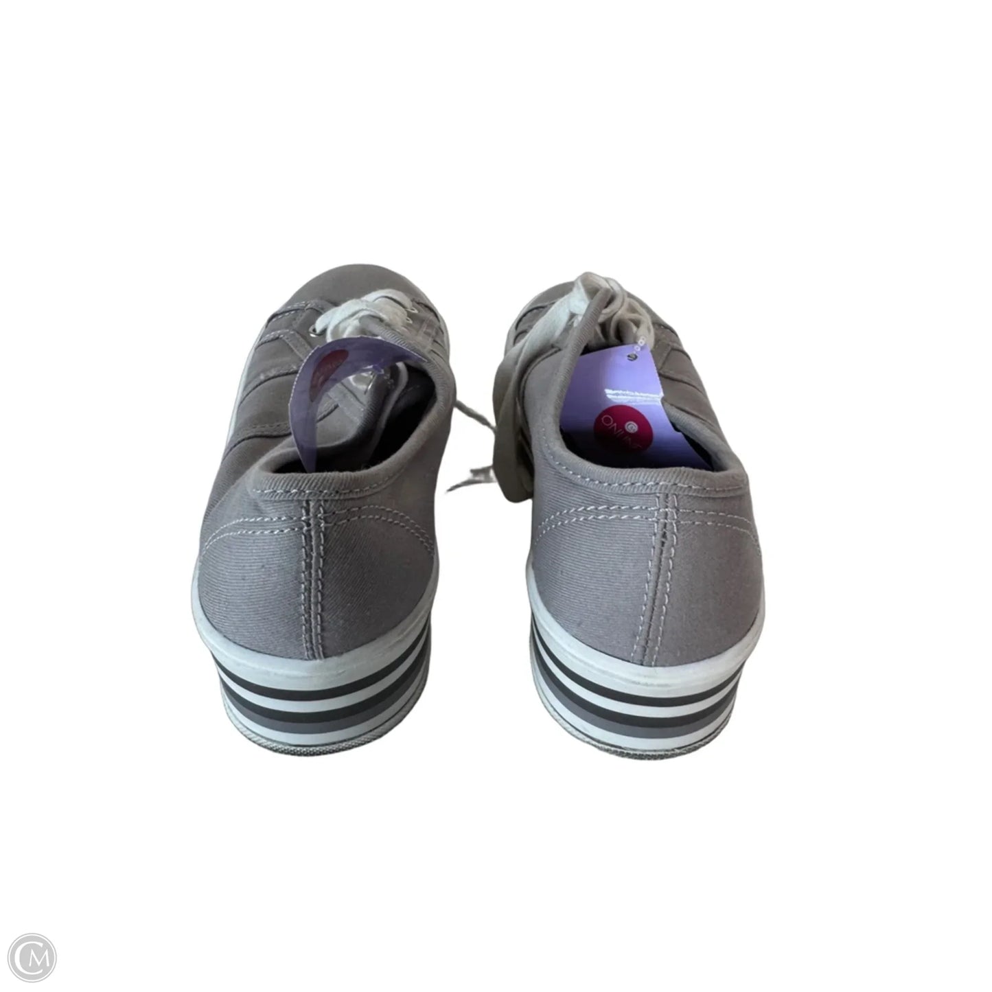 Shoes Sneakers By Gb In Grey & White, Size: 6.5