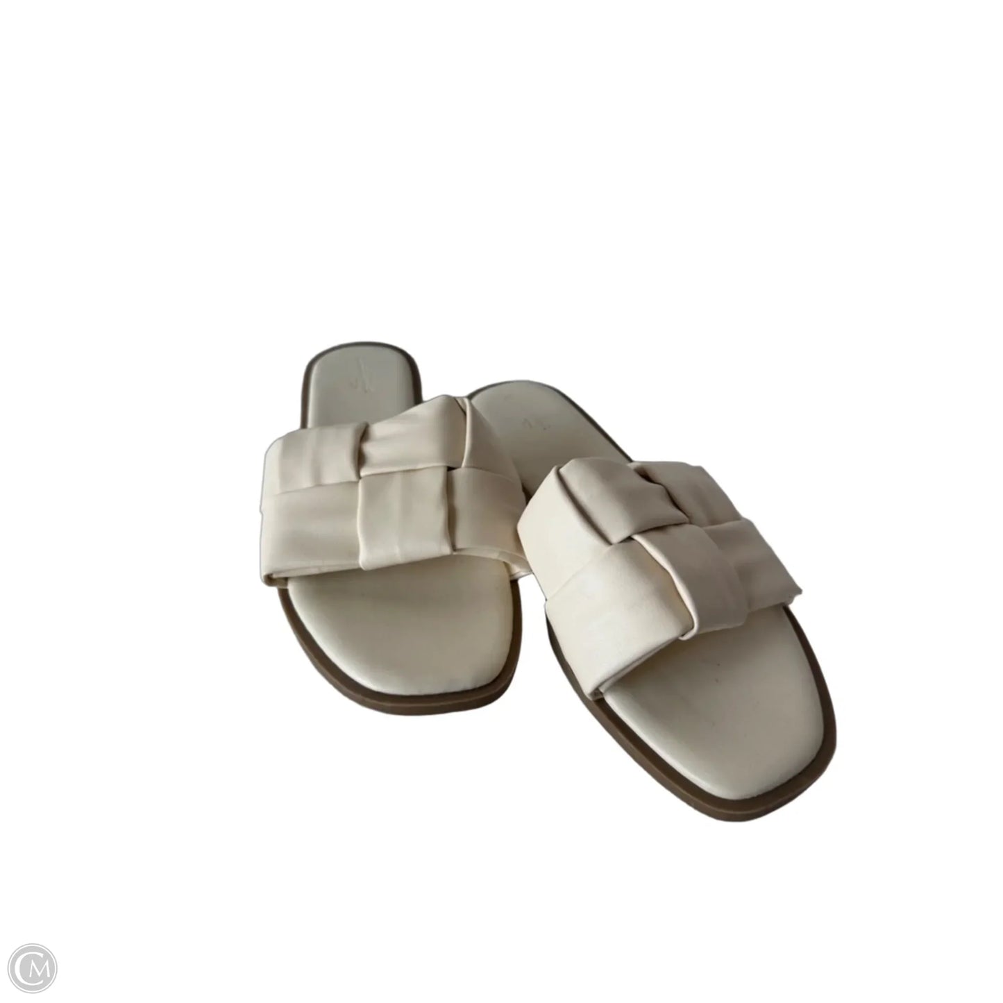 Sandals Flats By Universal Thread In Cream, Size: 10