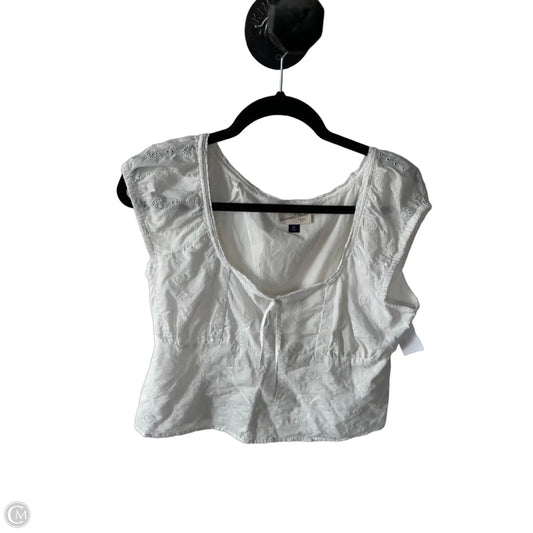 Top Short Sleeve By Universal Thread In White, Size: M