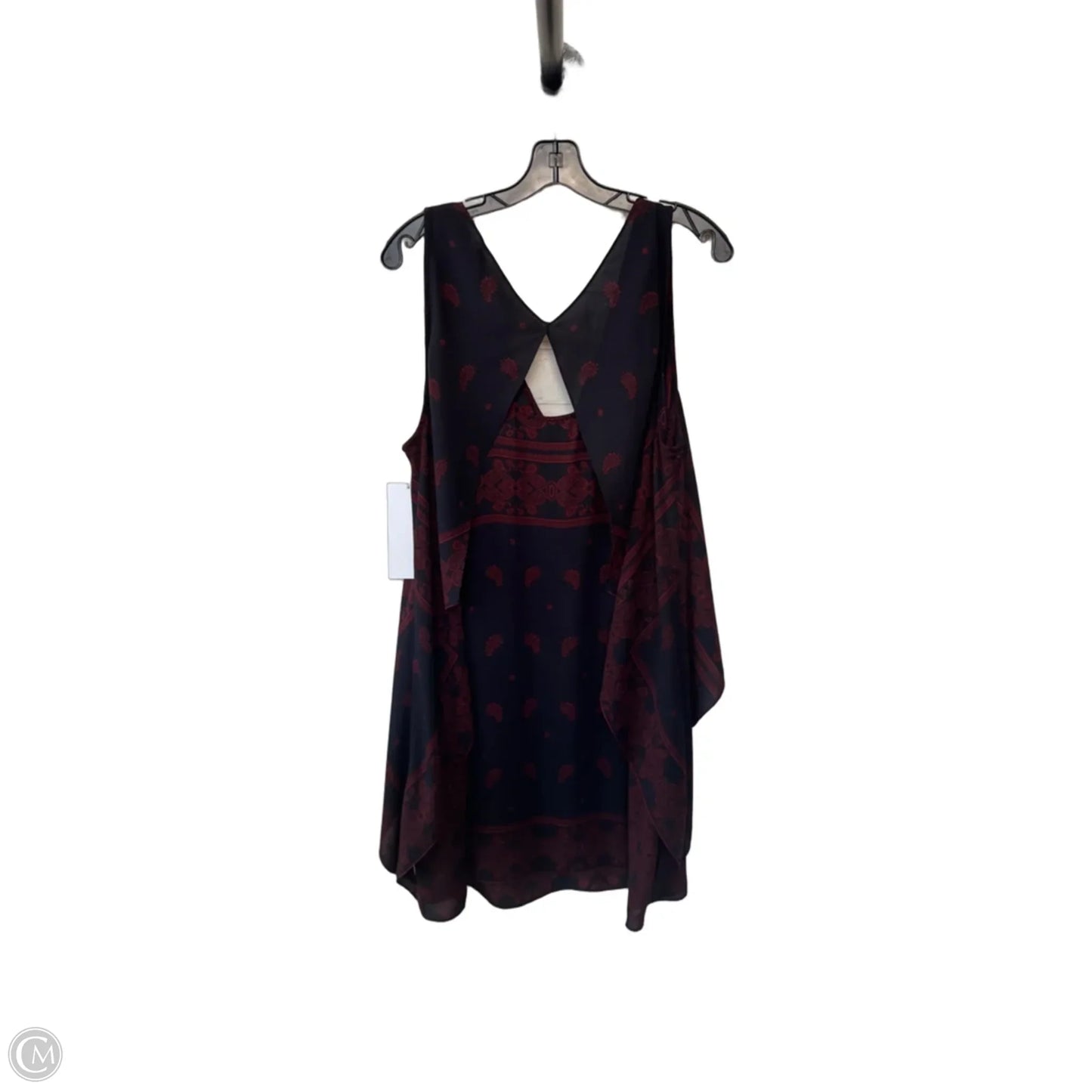 Tunic Sleeveless By Chelsea 28 In Grey & Red, Size: Xl