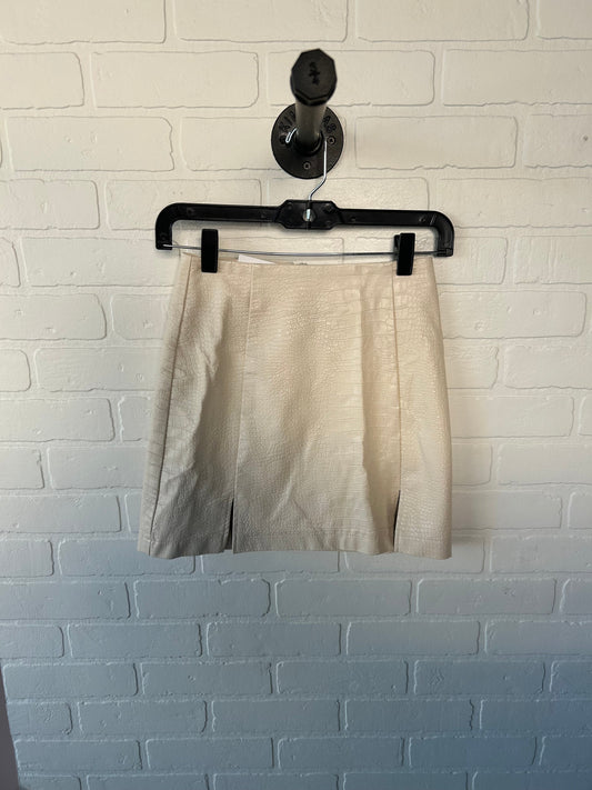 Skirt Mini & Short By Alya In Cream, Size: 0