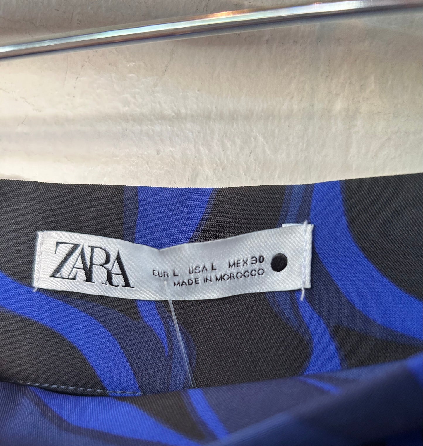 Skirt Mini & Short By Zara In Black & Blue, Size: 12