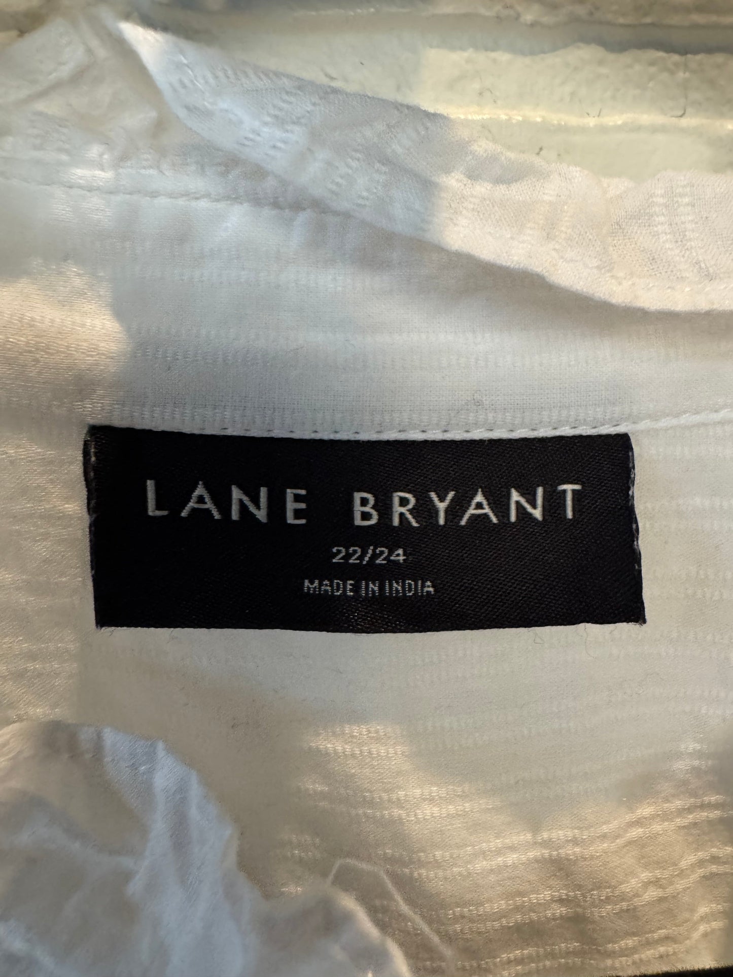 Top Long Sleeve By Lane Bryant In White, Size: 3x