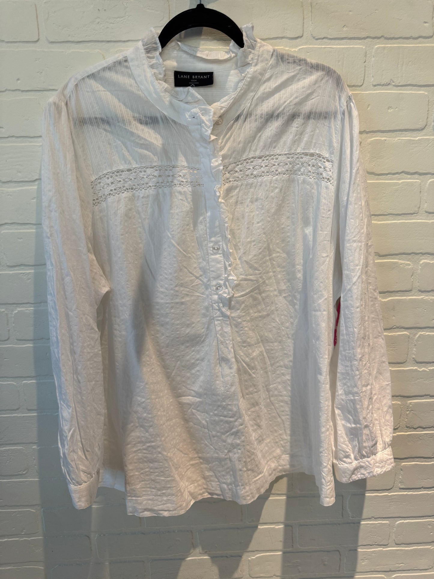 Top Long Sleeve By Lane Bryant In White, Size: 3x