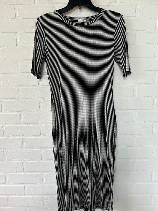 Dress Casual Midi By Gap  Size: M