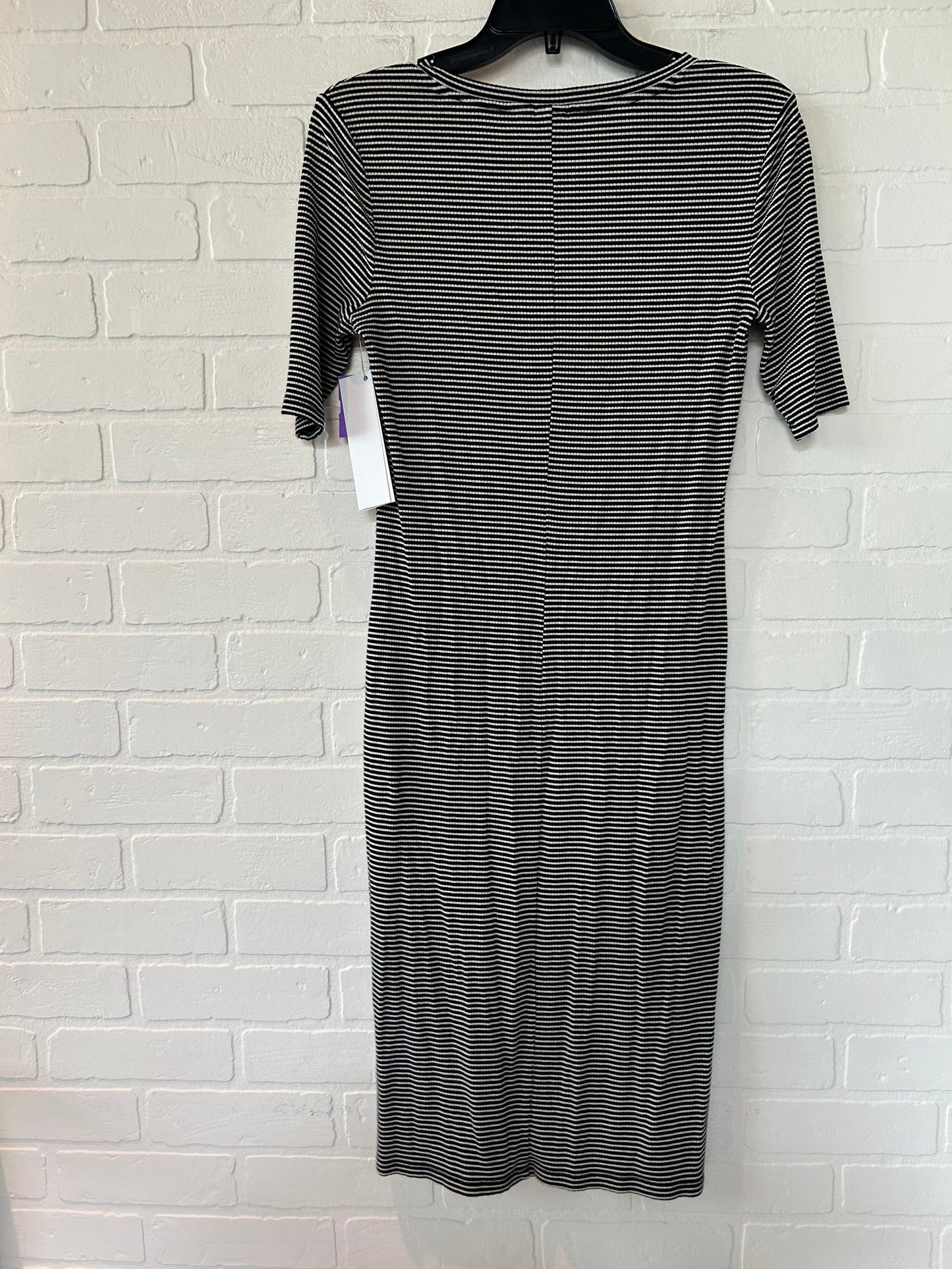 Dress Casual Midi By Gap  Size: M