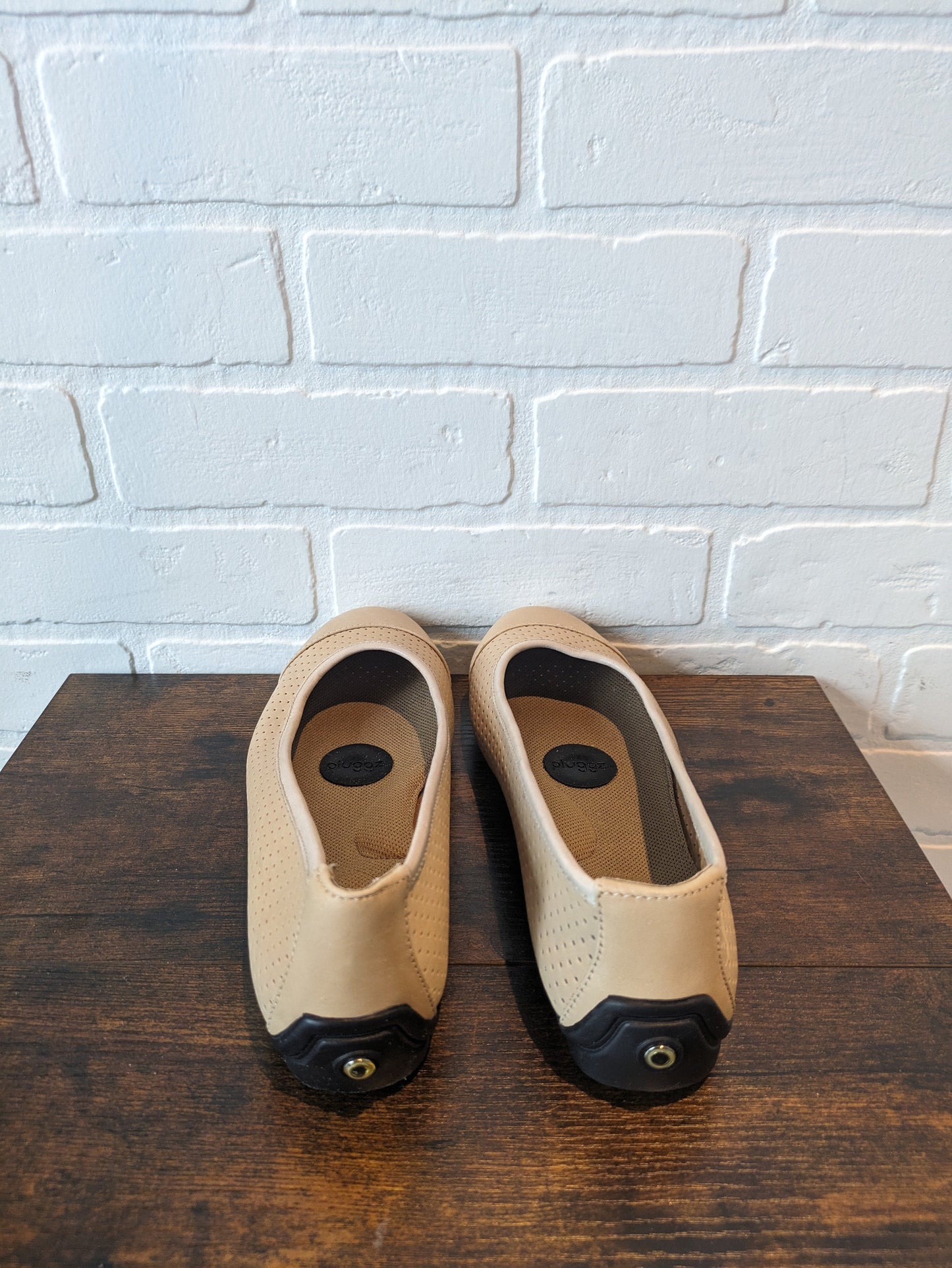 Tan Shoes Flats Cmb, Size 8.5