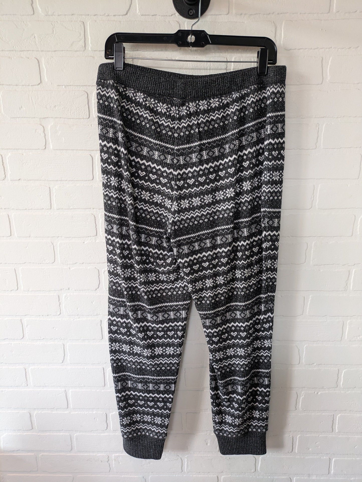 Grey & White Pajamas 2pc Loft, Size M