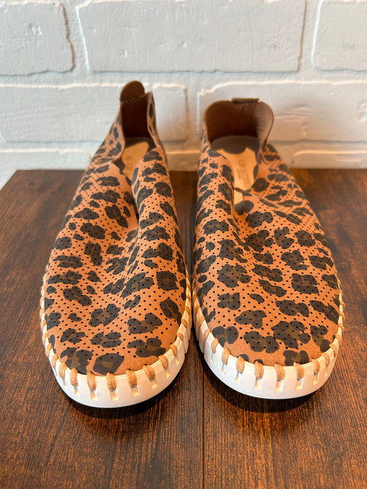 Animal Print Shoes Flats Cmb, Size 9.5