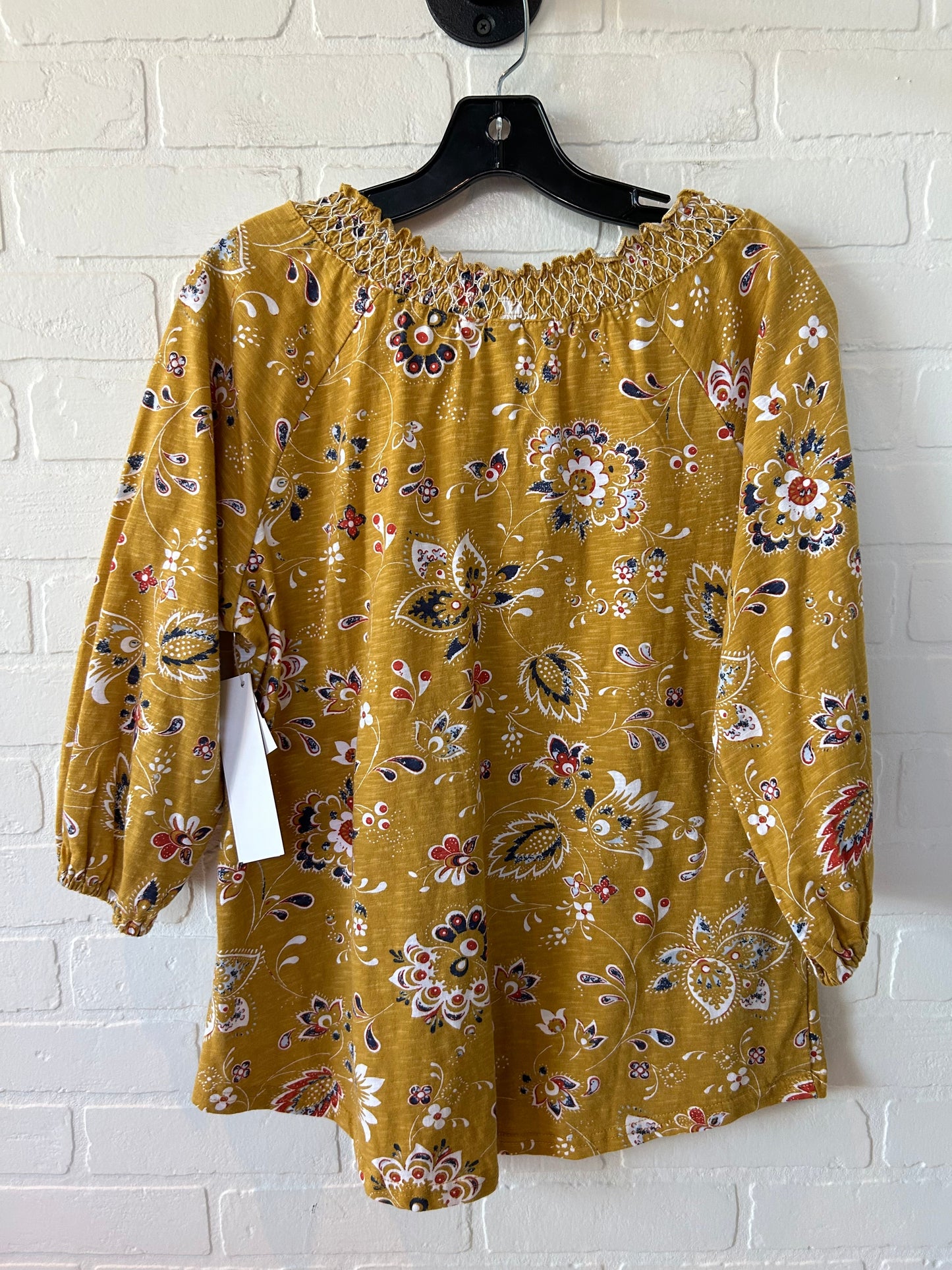 Yellow Top 3/4 Sleeve Christopher And Banks, Size L