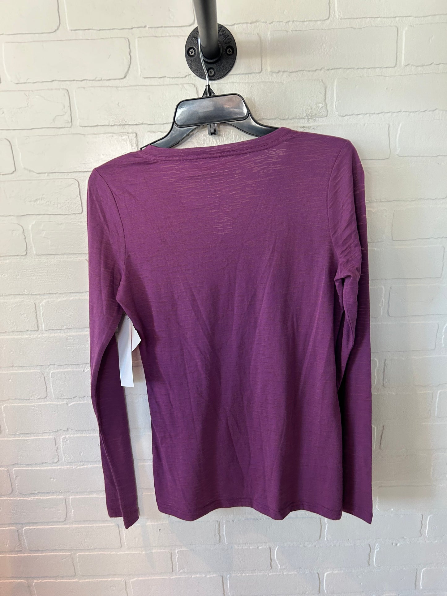 Top Long Sleeve Basic By Maurices In Purple, Size: M