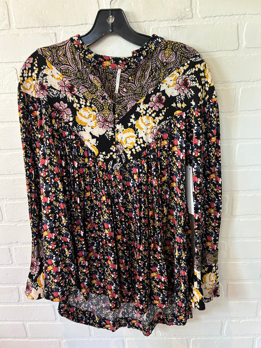 Top Long Sleeve By Free People In Black & Blue, Size: Xs