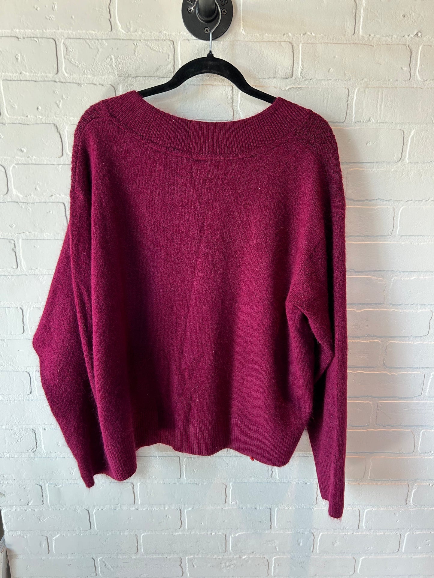 Sweater By Gap In Red, Size: Xl