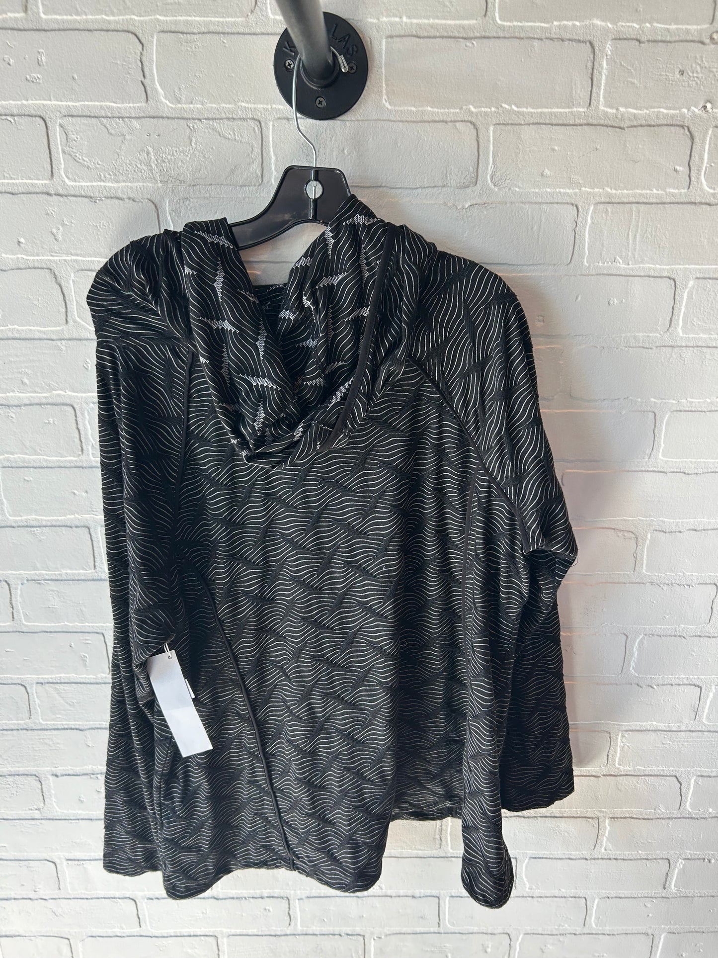 Top Long Sleeve By Logo In Black, Size: Xl