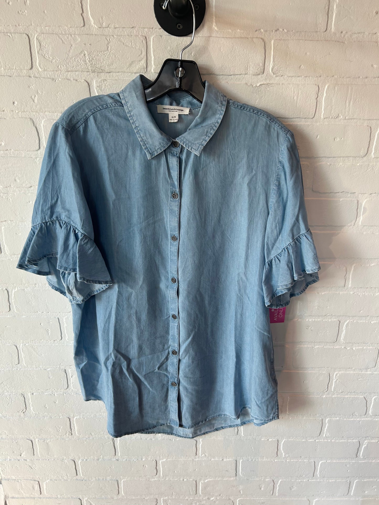 Top Short Sleeve By Beachlunchlounge In Blue Denim, Size: M