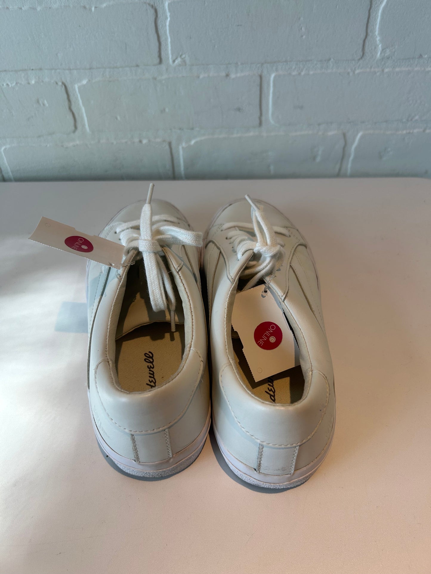 Shoes Sneakers By Madewell In White, Size: 7.5