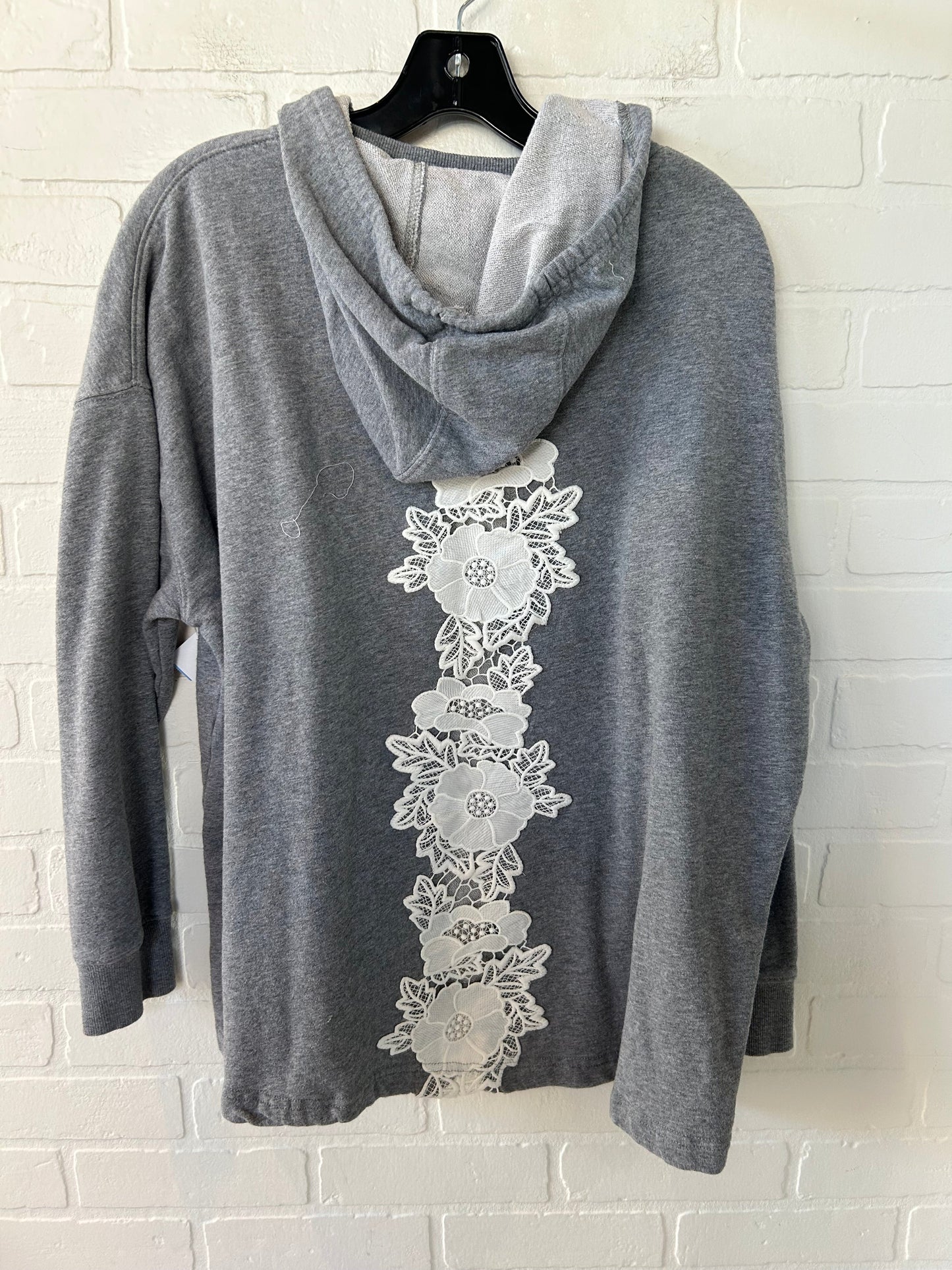 Sweatshirt Hoodie By Mono B In Grey, Size: M