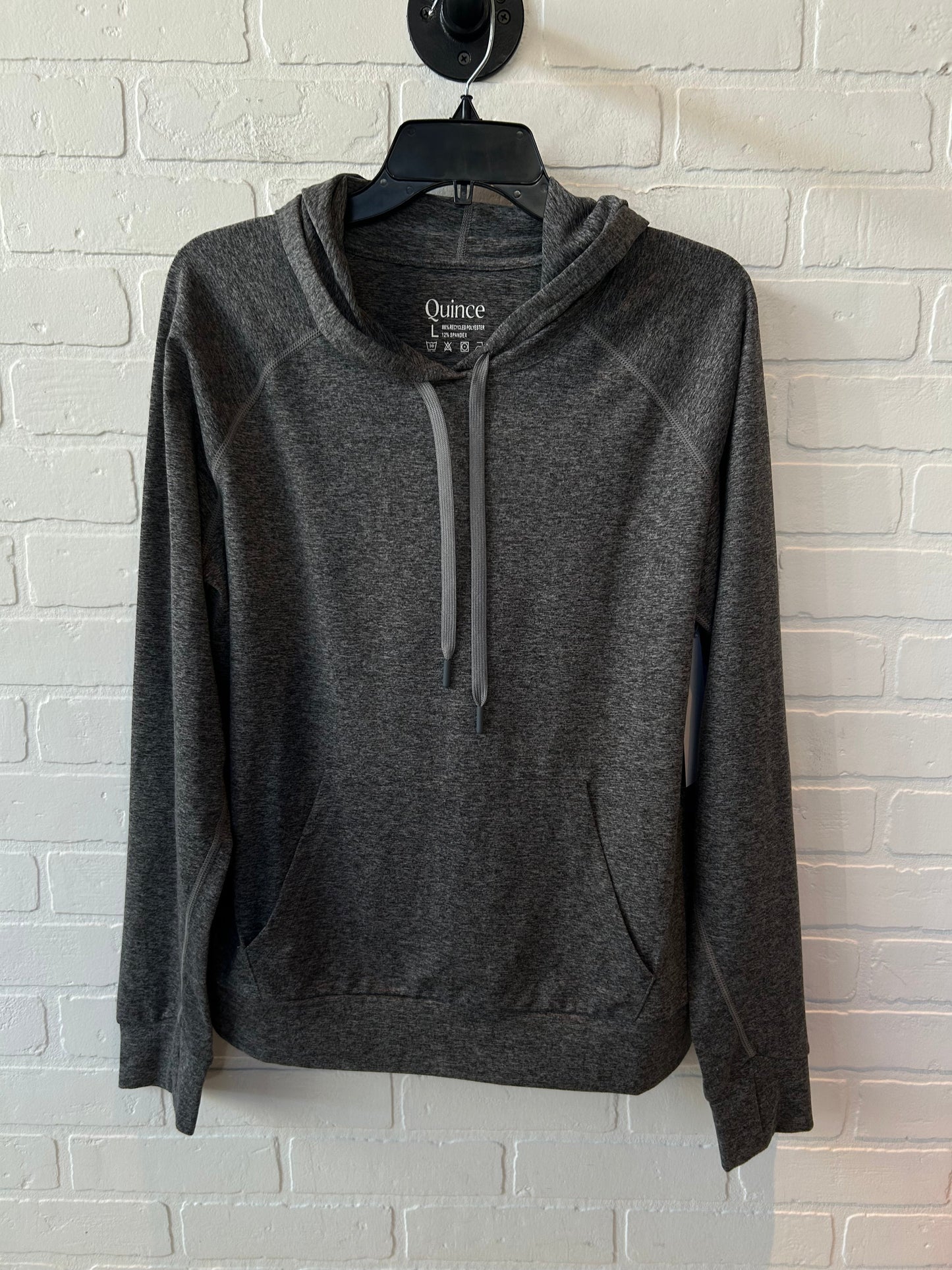 Athletic Top Long Sleeve Hoodie By Quince In Grey, Size: L