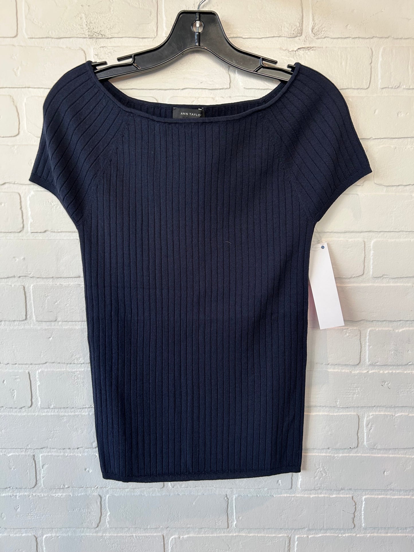 Sweater Short Sleeve By Ann Taylor In Navy, Size: M