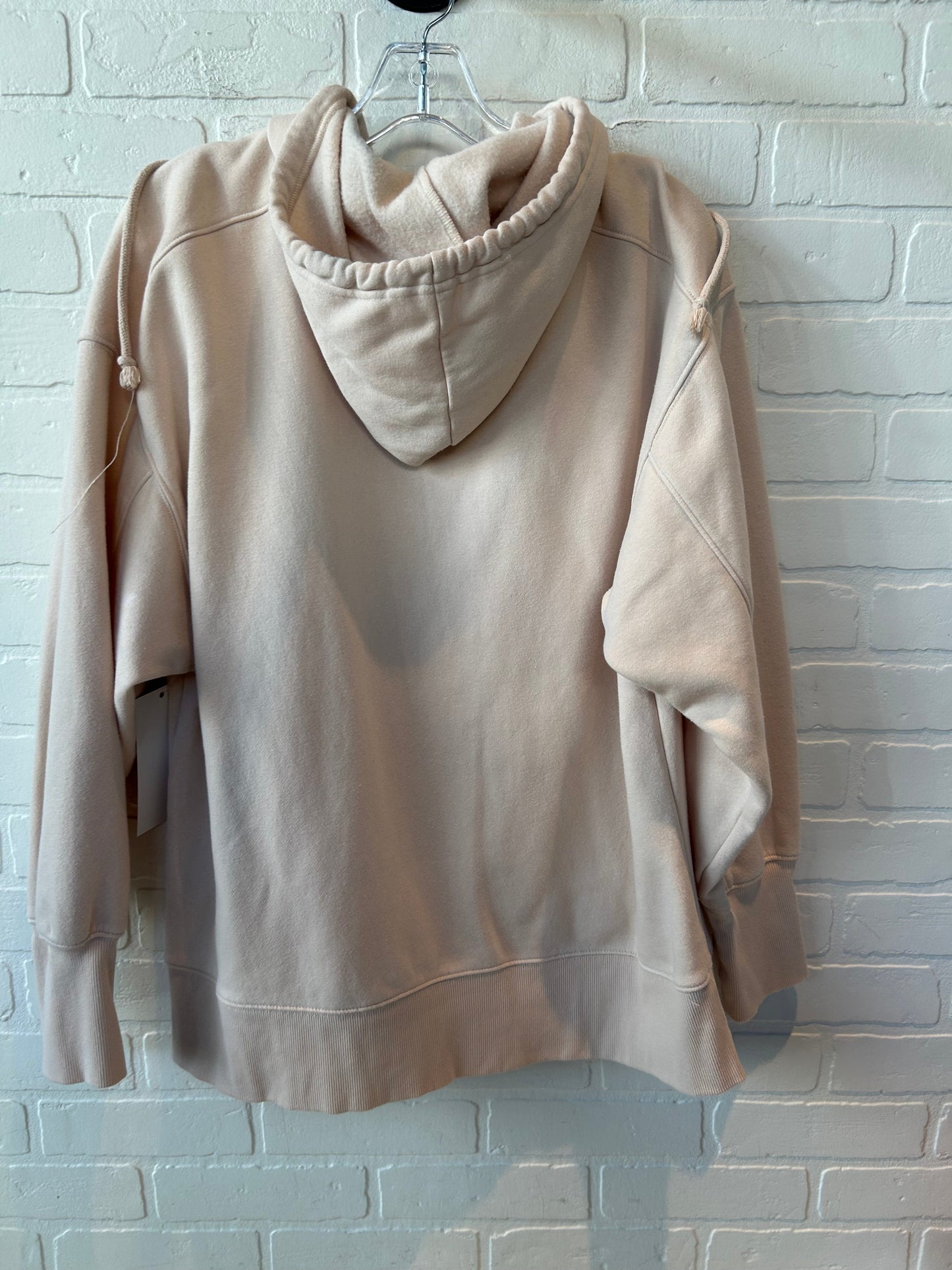 Sweatshirt Hoodie By Wild Fable In Cream, Size: M