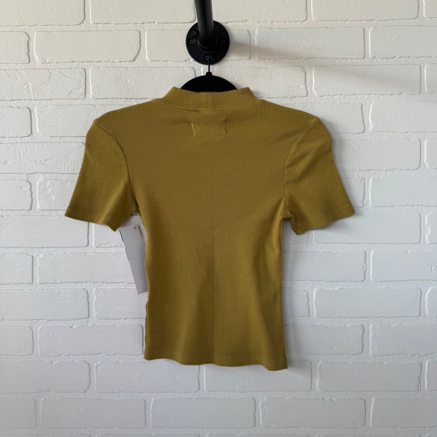 Top Short Sleeve Basic By Anthropologie In Green, Size: Xs