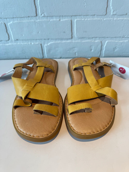 Sandals Flats By Born In Yellow, Size: 7