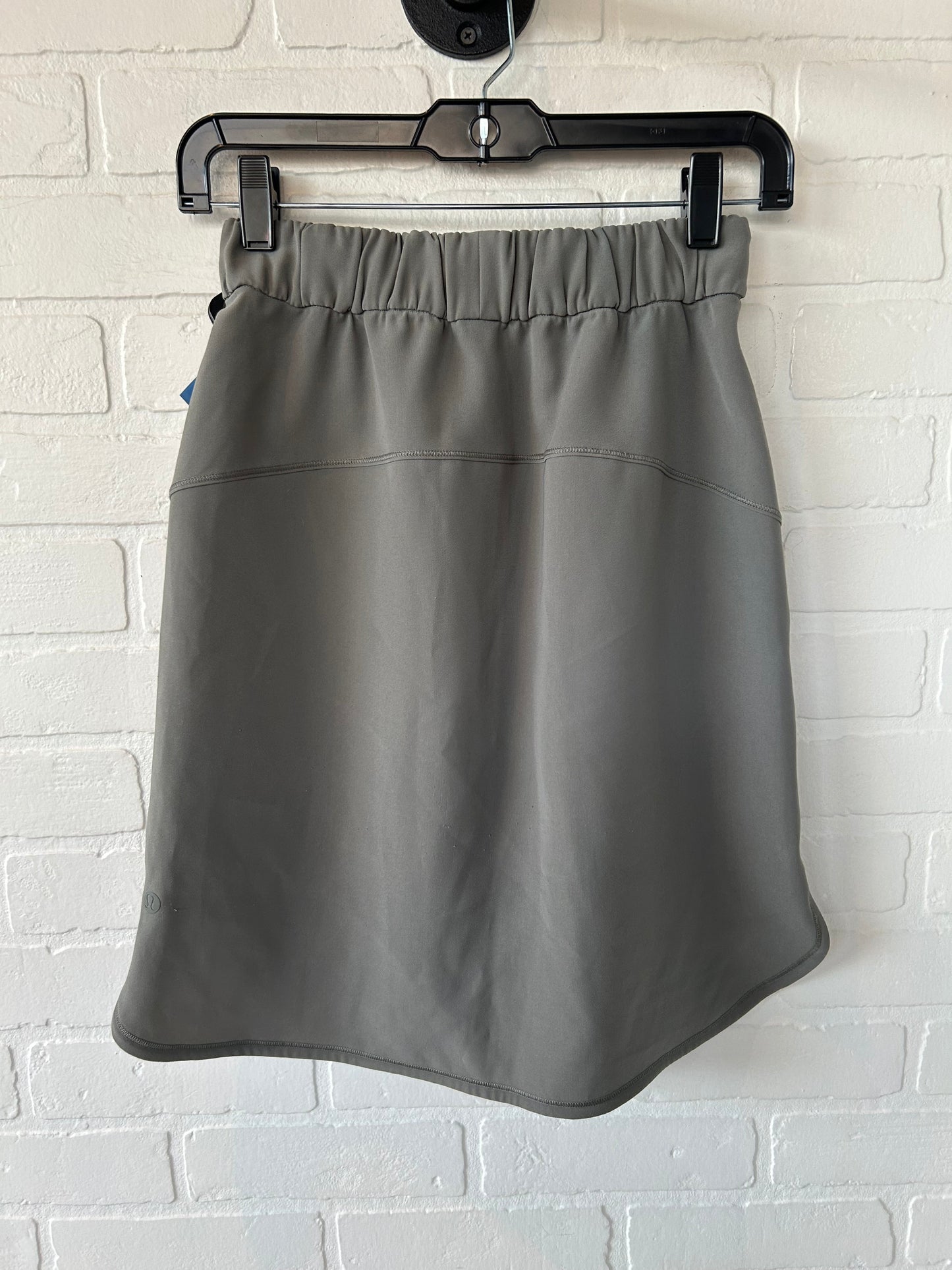 Athletic Skirt By Lululemon In Green, Size: 4