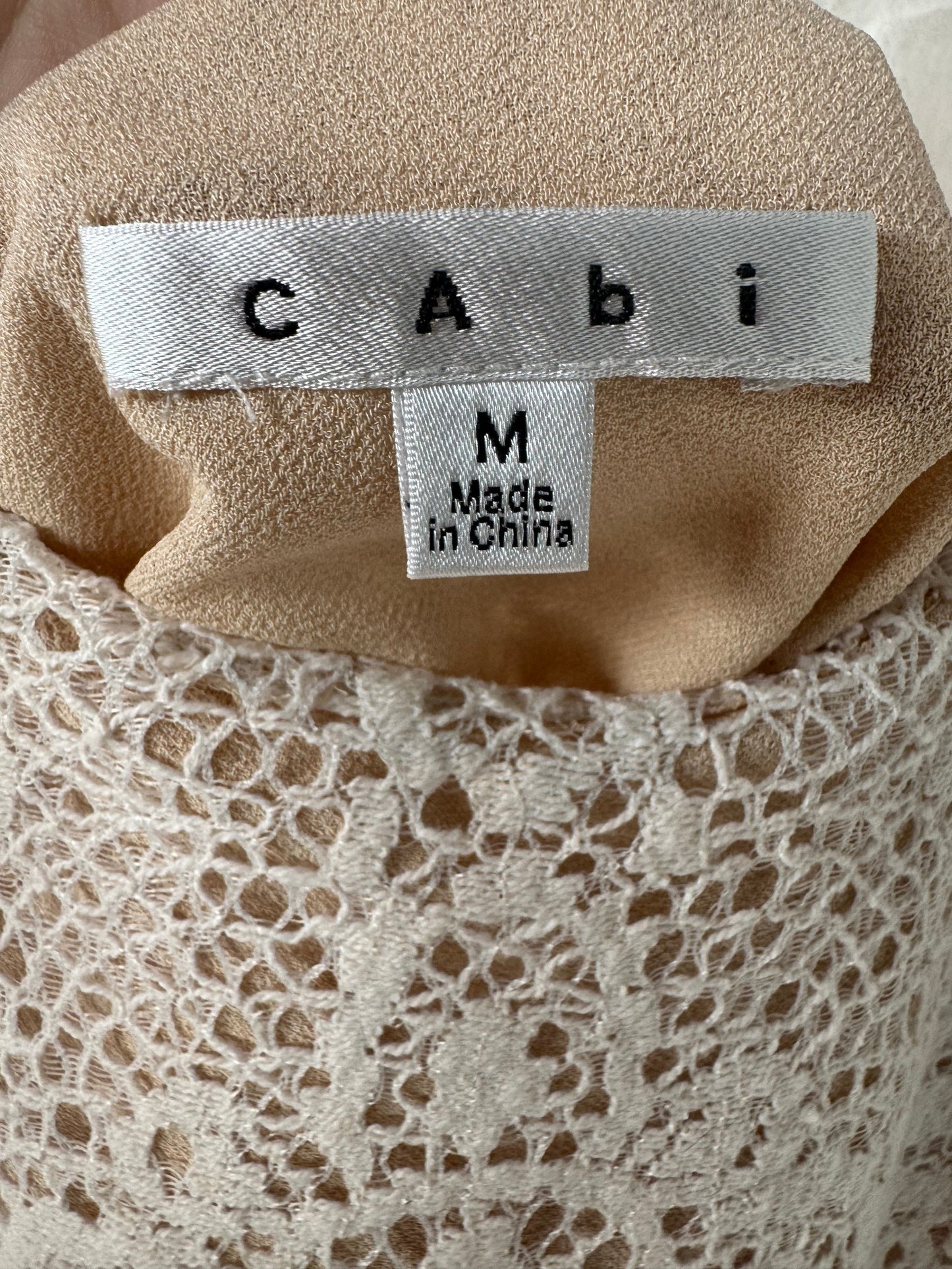 Top Sleeveless By Cabi In Cream, Size: M