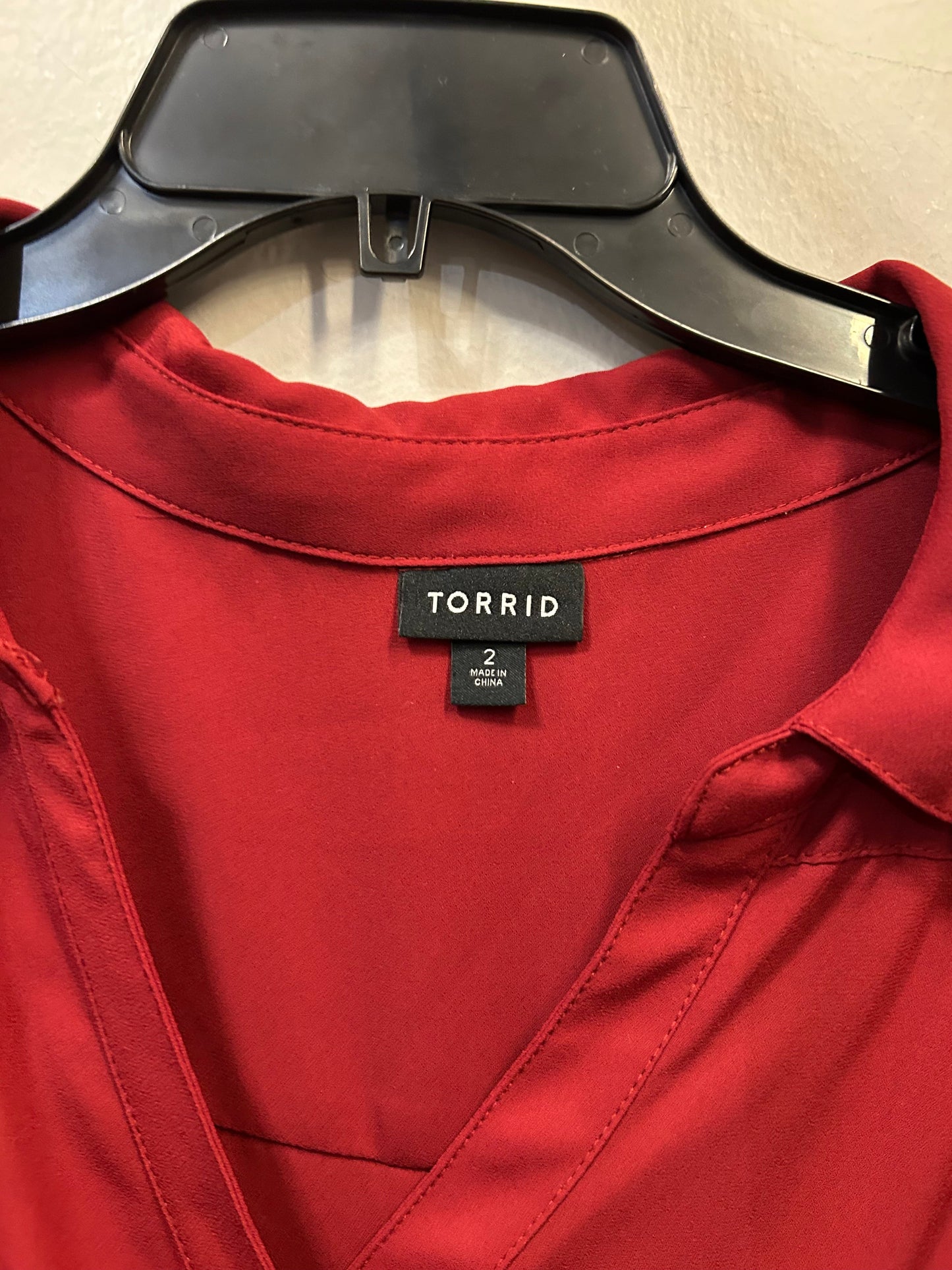 Top 3/4 Sleeve By Torrid In Red, Size: 2x