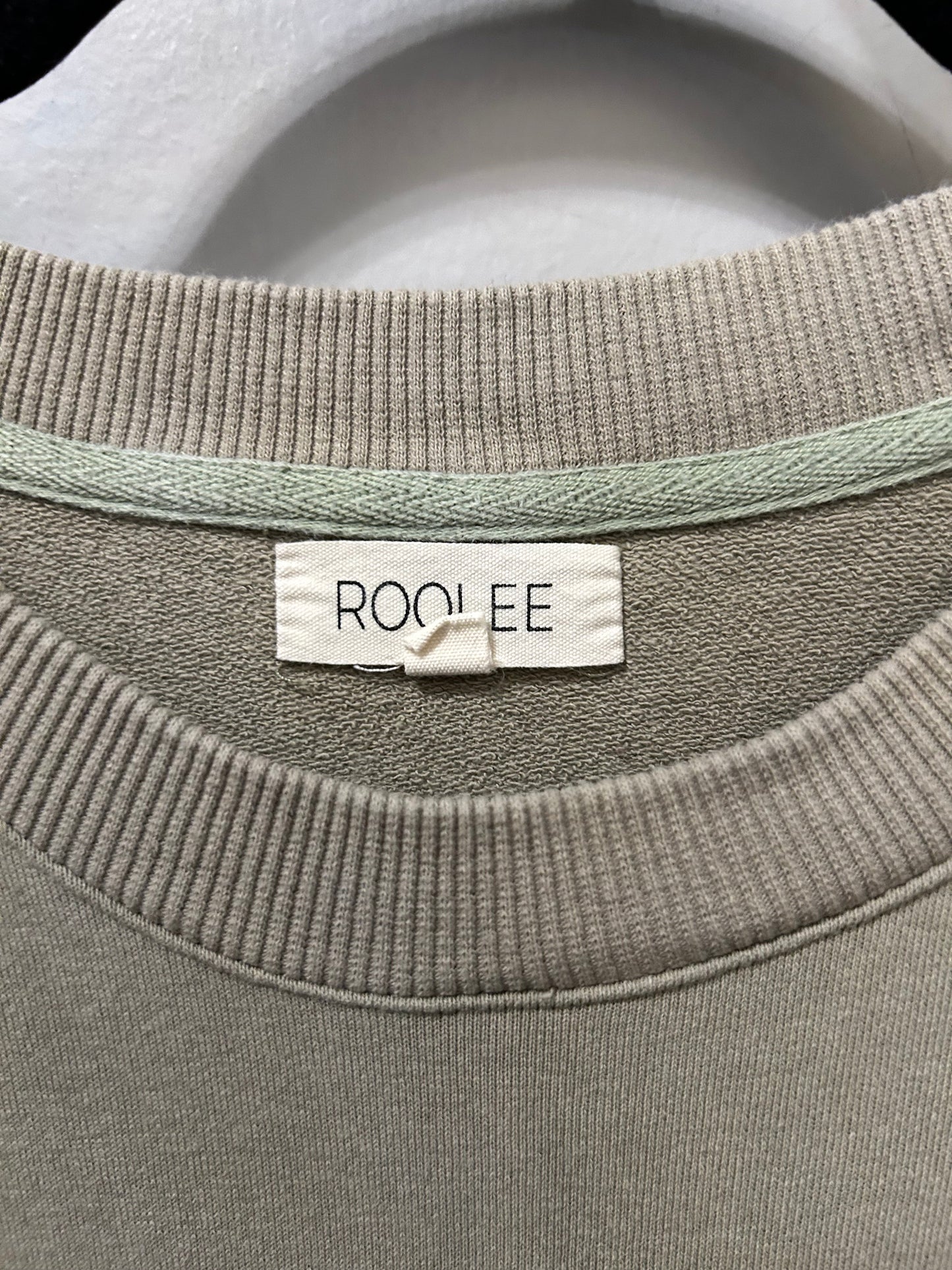 Top Long Sleeve By Roolee In Green, Size: M