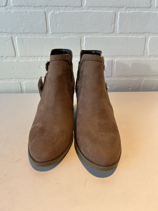 Boots Ankle Heels By Qupid  Size: 5.5