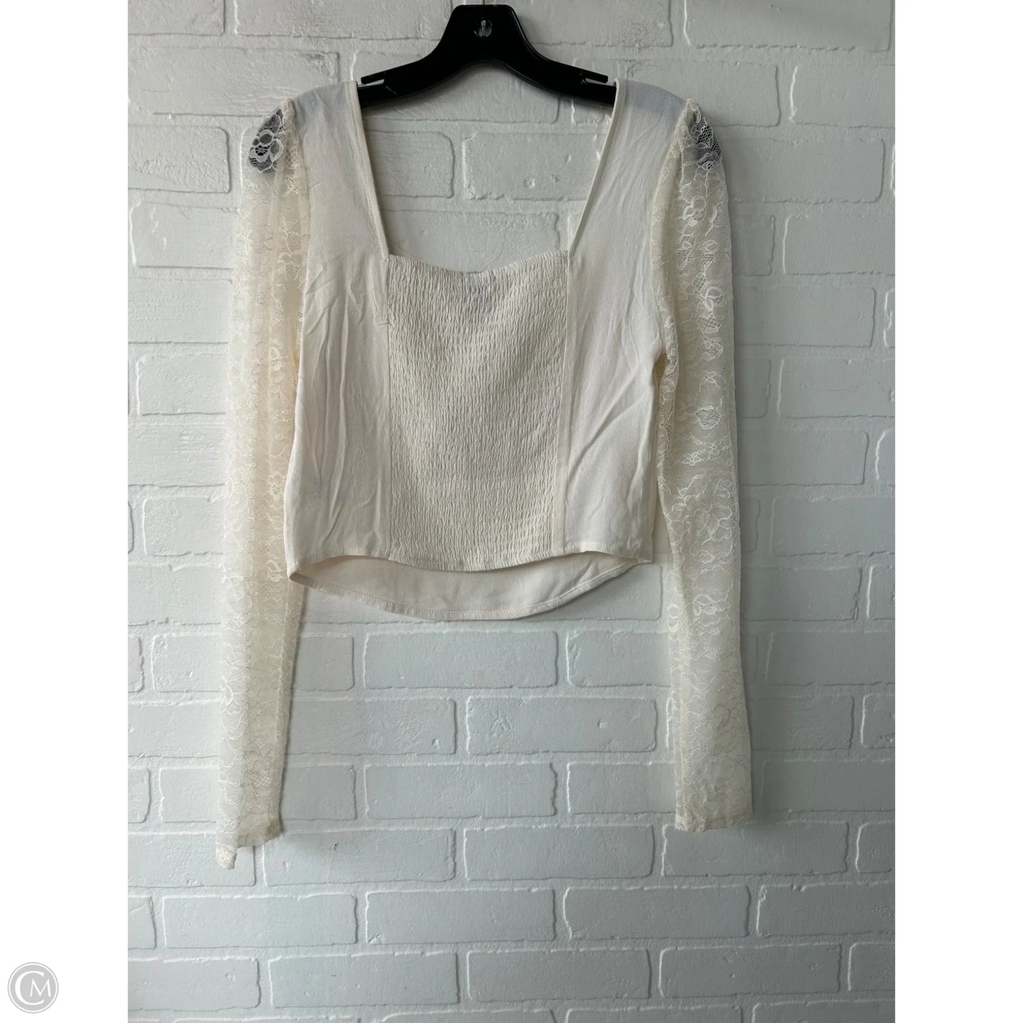 Top Long Sleeve By Wild Fable In Cream, Size: M