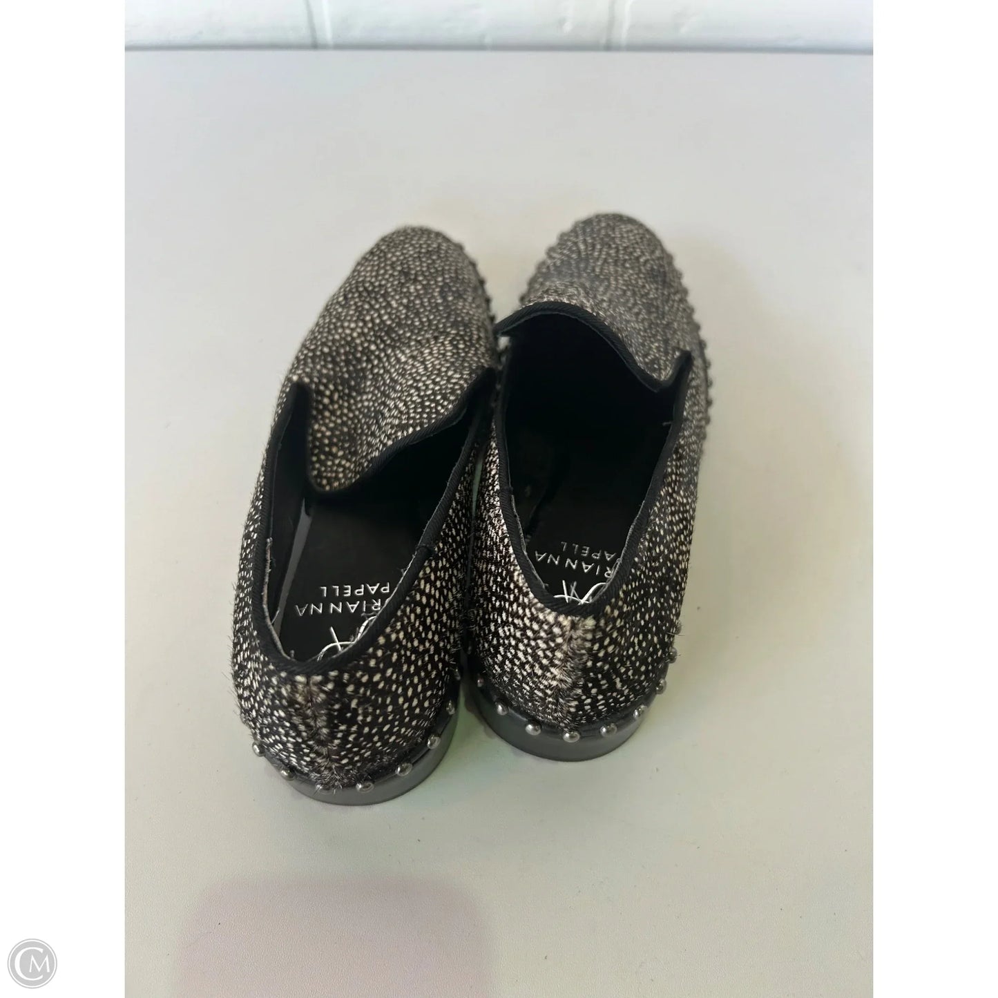 Shoes Flats By Adrianna Papell In Black & Cream, Size: 5.5