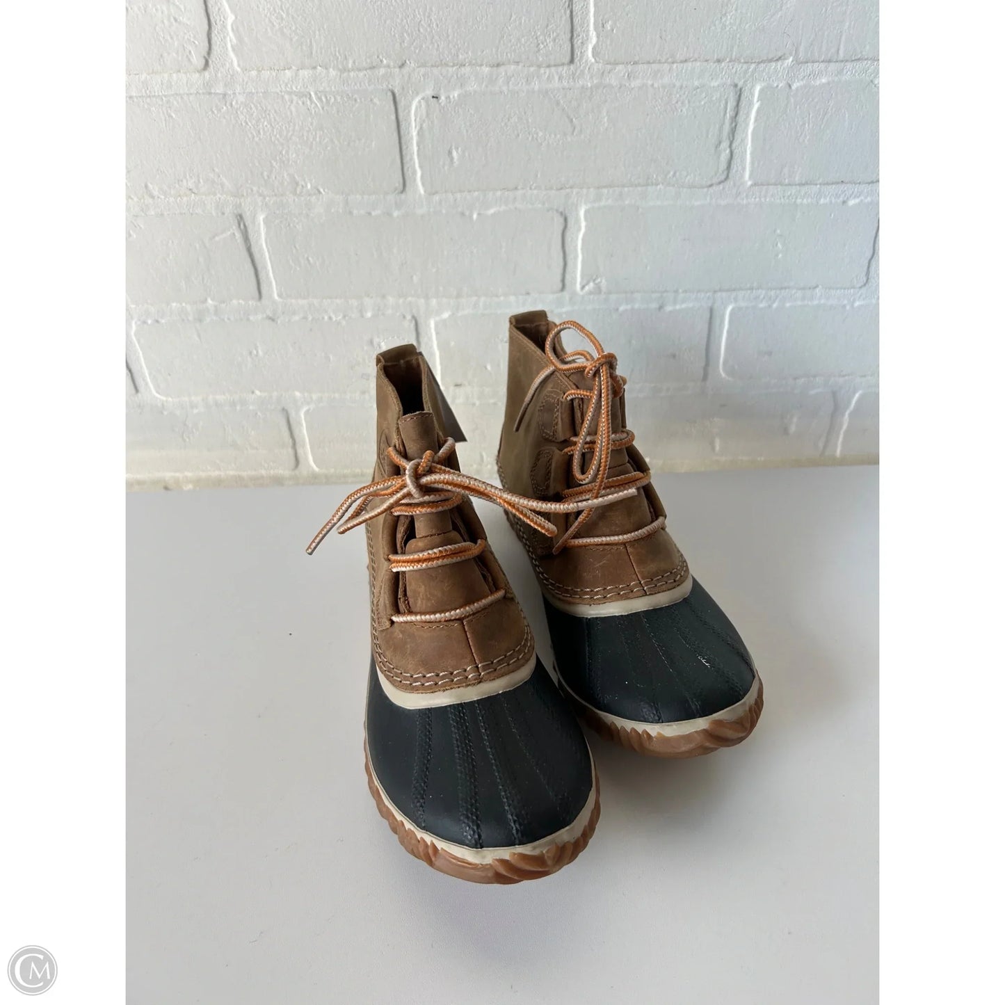 Boots Ankle Flats By Sorel In Black & Tan, Size: 7